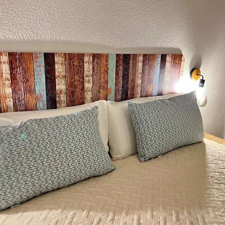 Lanza Apartment *