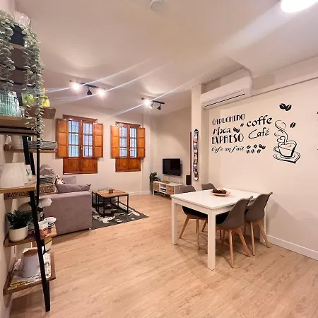 Lanza Apartment Seville